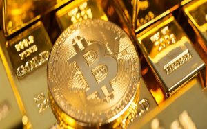 Bitcoin and goldbars1 e1518131162227 1024x376 300x188 - اخبار شنبه مورخ 98/5/19