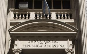 141001174832 argentina central bank resignation 640x360 300x188 - اخبار شنبه مورخ 98/8/11